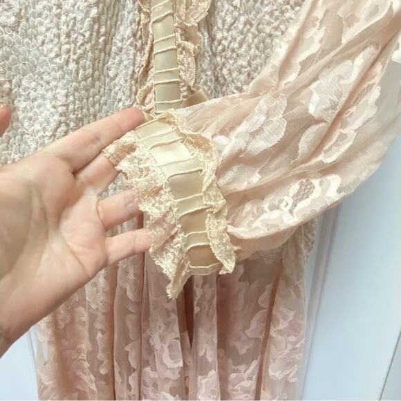 VTG. Victorian Princess Robe Womens M Lace Plunge Chiffon Coquette Fairy Renni - Picture 9 of 11